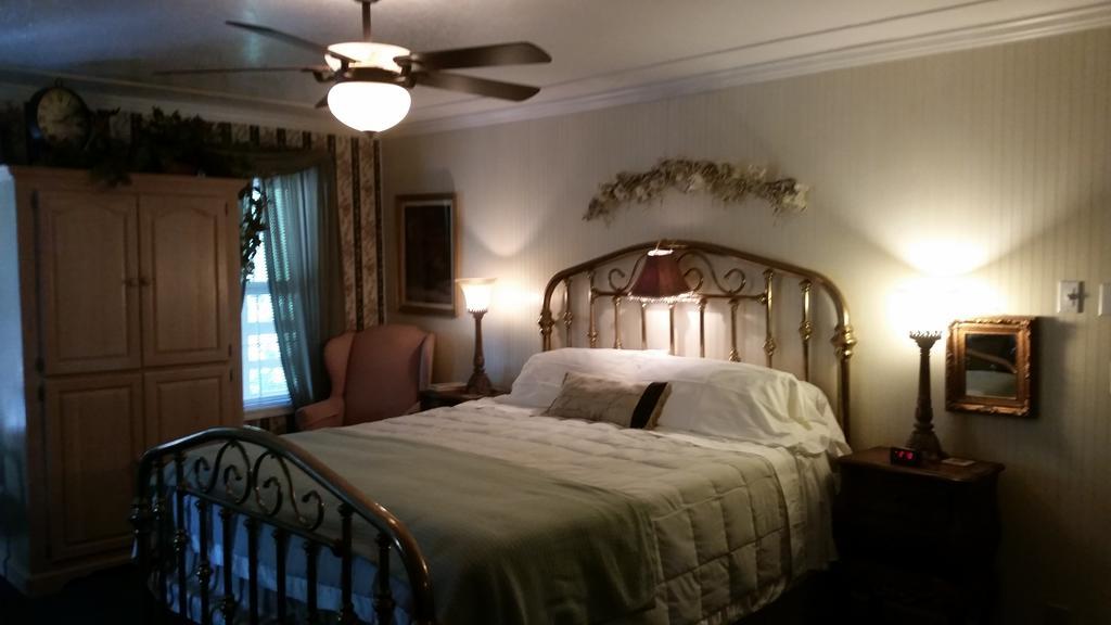 Rooster Hill Guest House Порт-Анджелес Номер фото